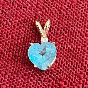 Vintage 10K Yellow Gold Heart-Shaped Blue Topaz Pendant